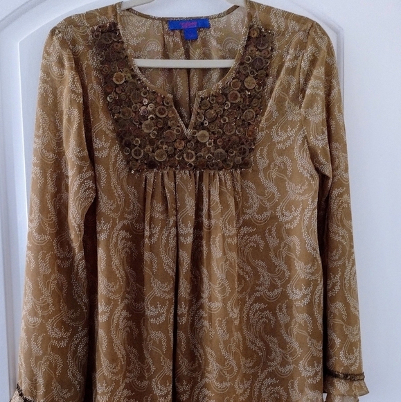 Boho Metal Embellished Flowy Tunic Top - Picture 1 of 16